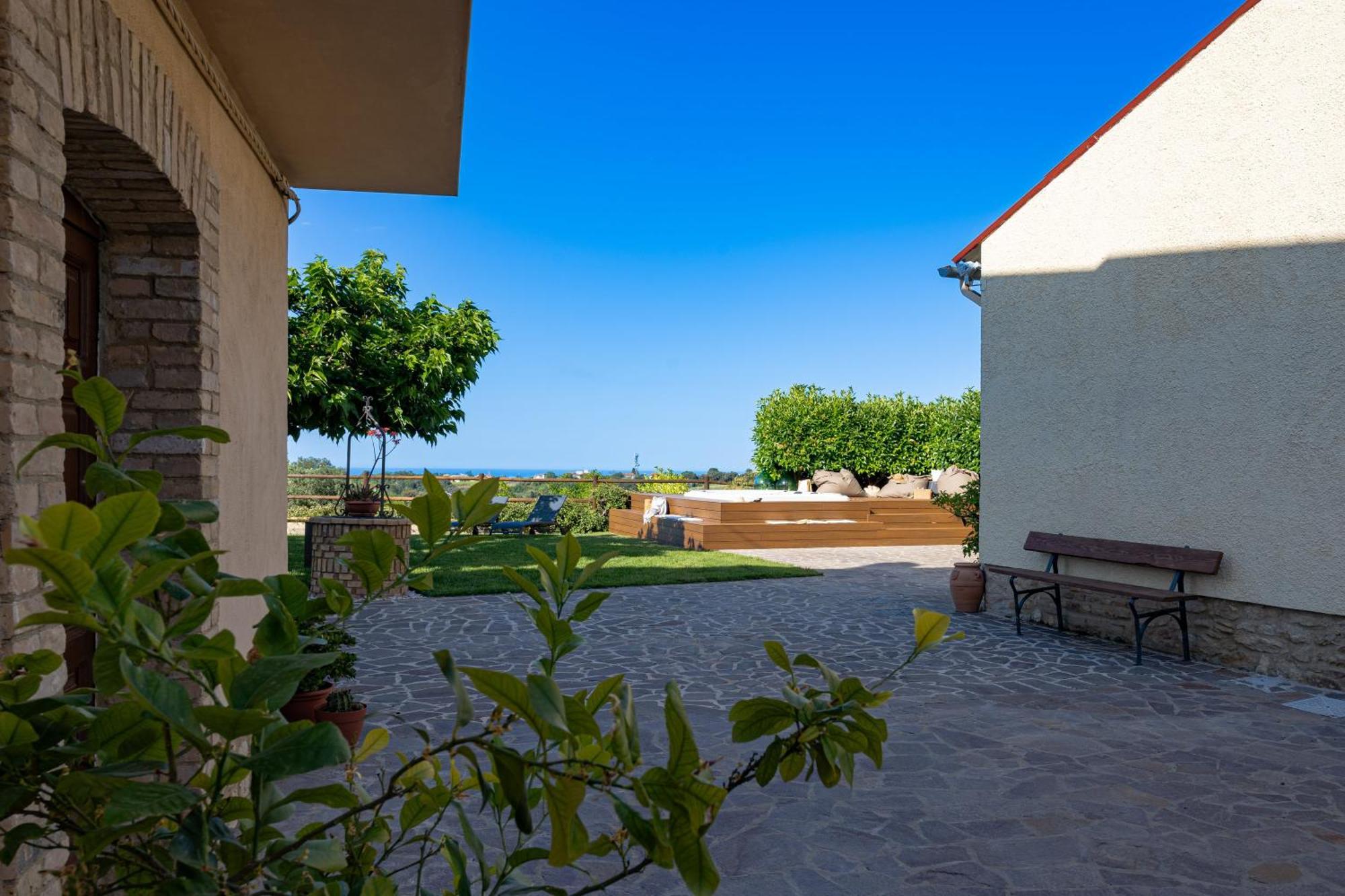 Villa Carulli - Yourplace Abruzzo Villa Caldari Exterior photo
